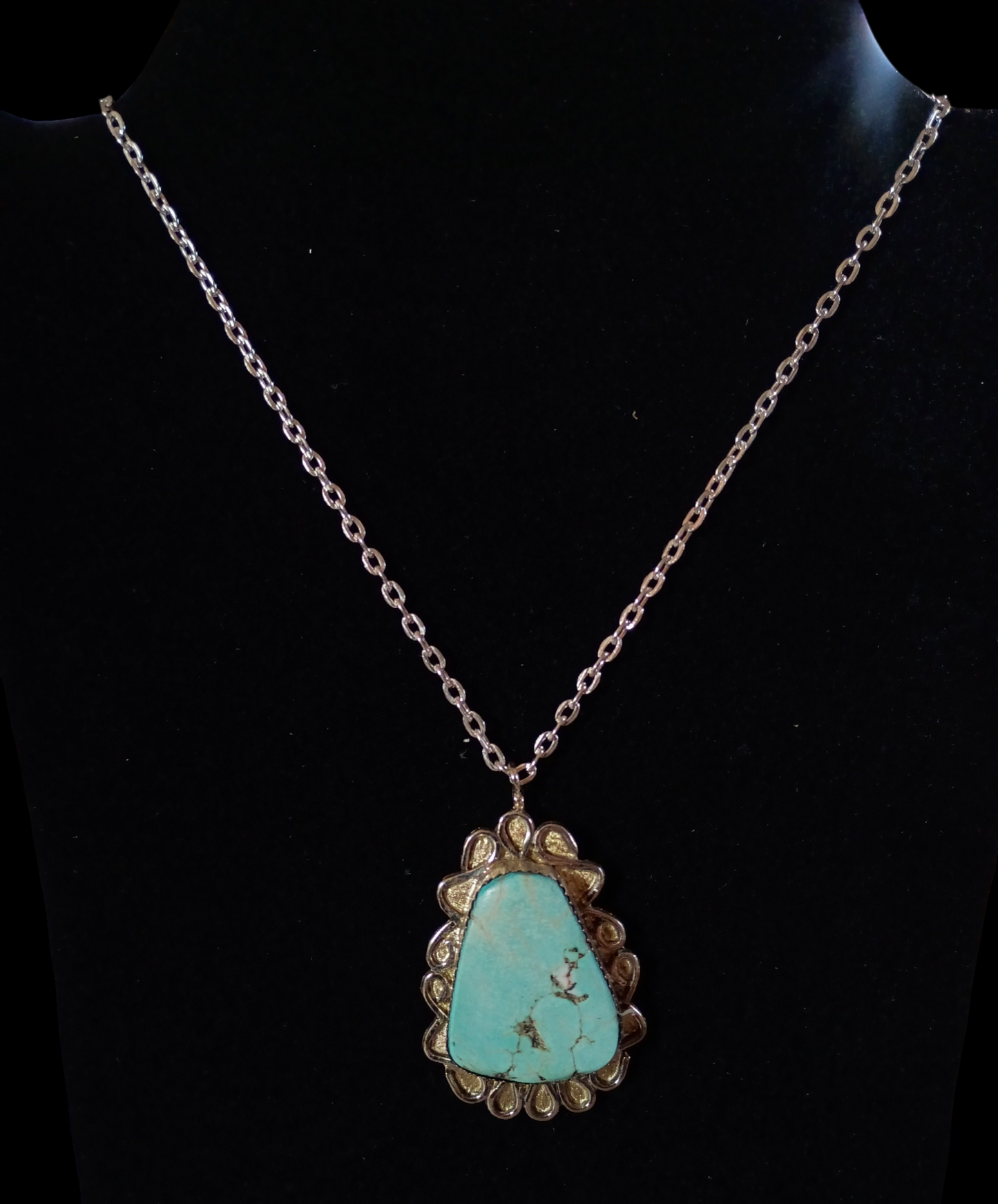 Turquoise Pendant Necklace